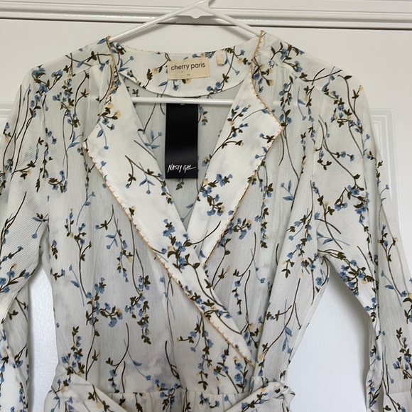 Floral wrap dress - Picture 2 of 2